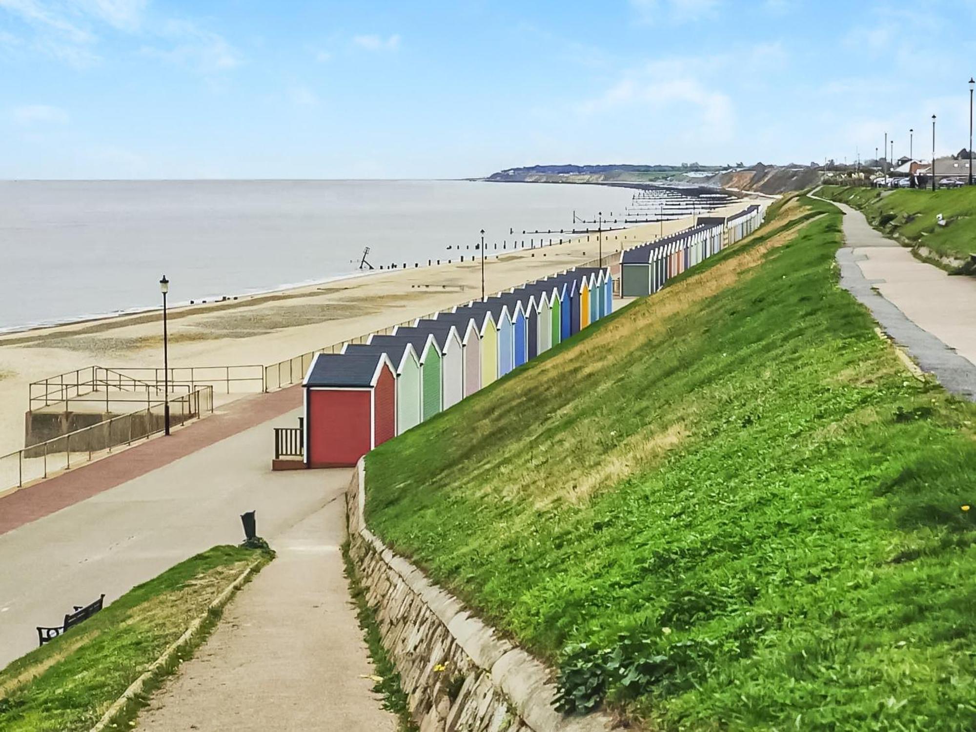 The Yellow House Gorleston-on-Sea Exterior foto